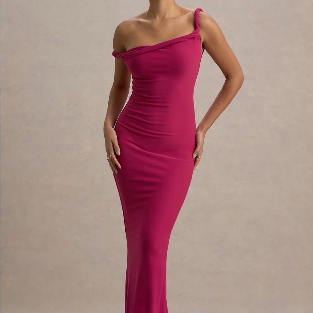 Club L London - Lita - HOT PINK TWISTED ASYMMETRIC MAXI DRESS
